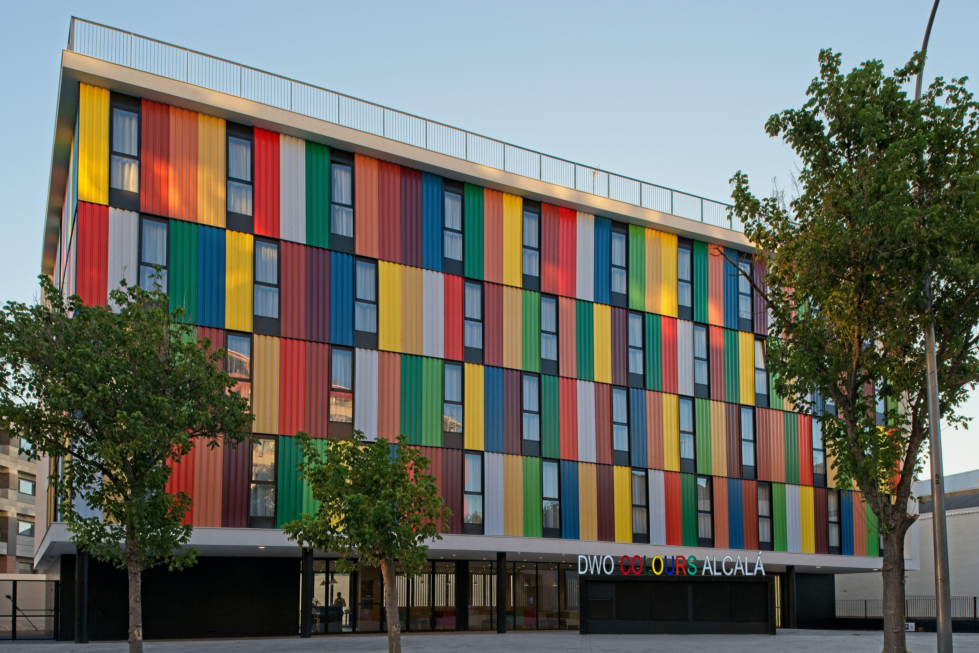 Dwo Colours Alcala — Photos 2